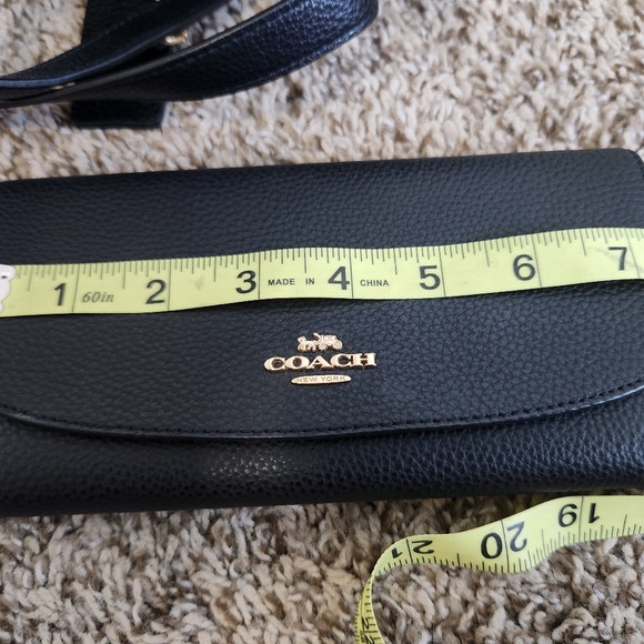 Coach backpack and matching wallet - Picture 16 of 16